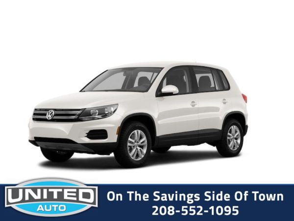 2012 Volkswagen Tiguan - 3/4 shot