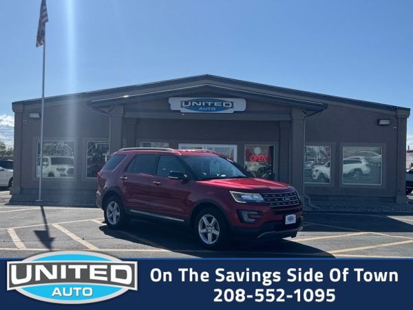 2017 Ford Explorer - 3/4 shot