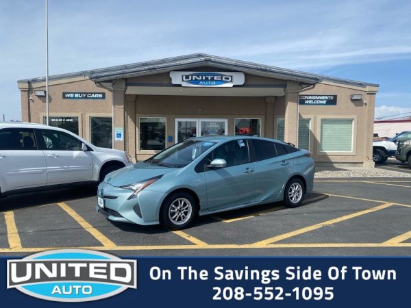 2017 Toyota Prius - 3/4 shot