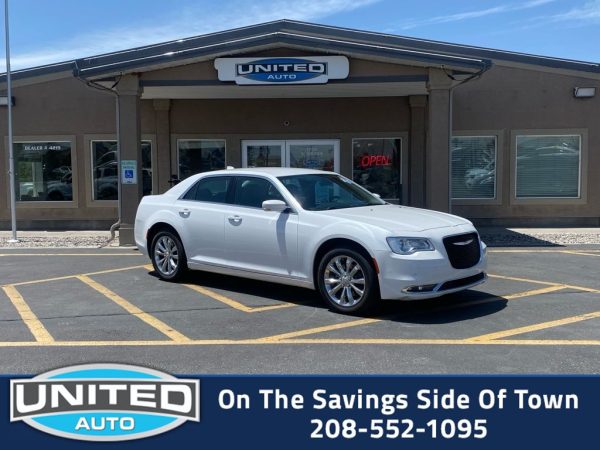 2015 Chrysler 300 - 3/4 shot