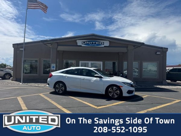 2016 Honda Civic - 3/4 shot
