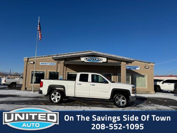 2015 Chevrolet Silverado - 3/4 shot