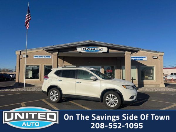 2016 Nissan Rogue - 3/4 shot