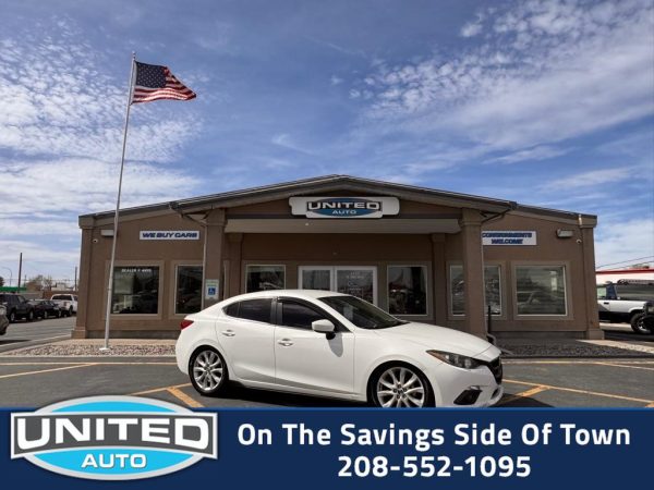 2015 Mazda Mazda3 - 3/4 shot