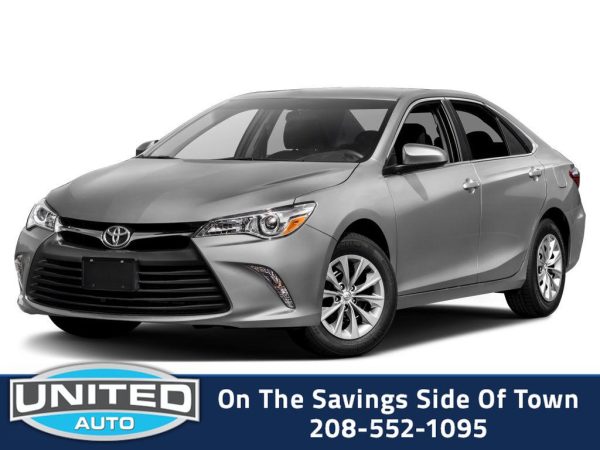 2017 Toyota Camry - 3/4 shot