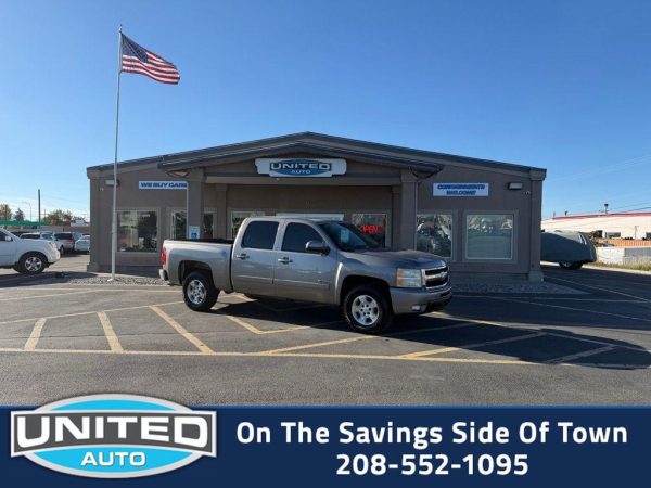 2008 Chevrolet Silverado - 3/4 shot