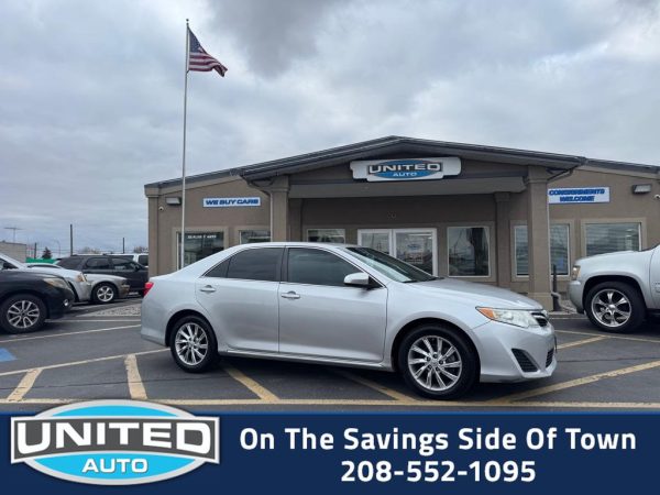2013 Toyota Camry - 3/4 shot