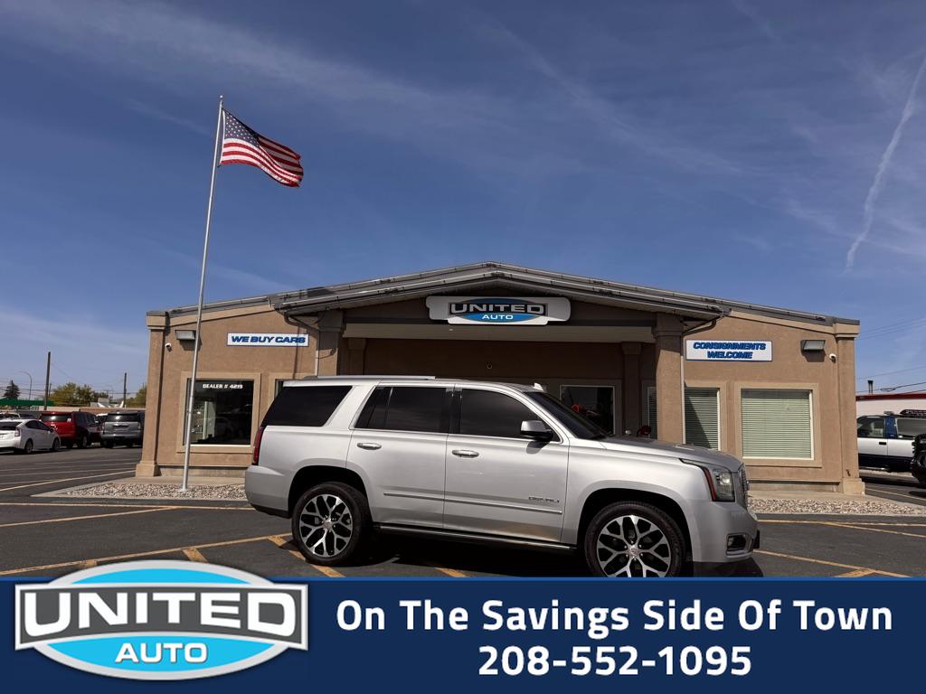 2016 GMC Yukon 4WD Denali's photo