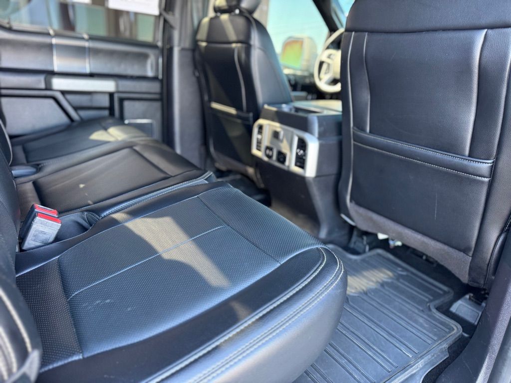 2018 Ford F-150 Lariat - Photo 18