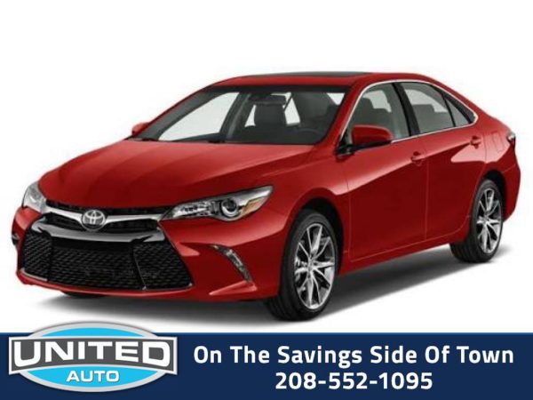 2016 Toyota Camry - 3/4 shot