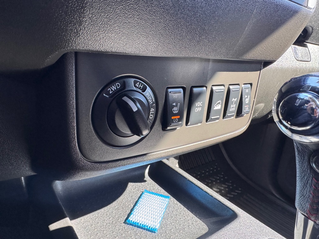 2009 Nissan Frontier - Photo 10