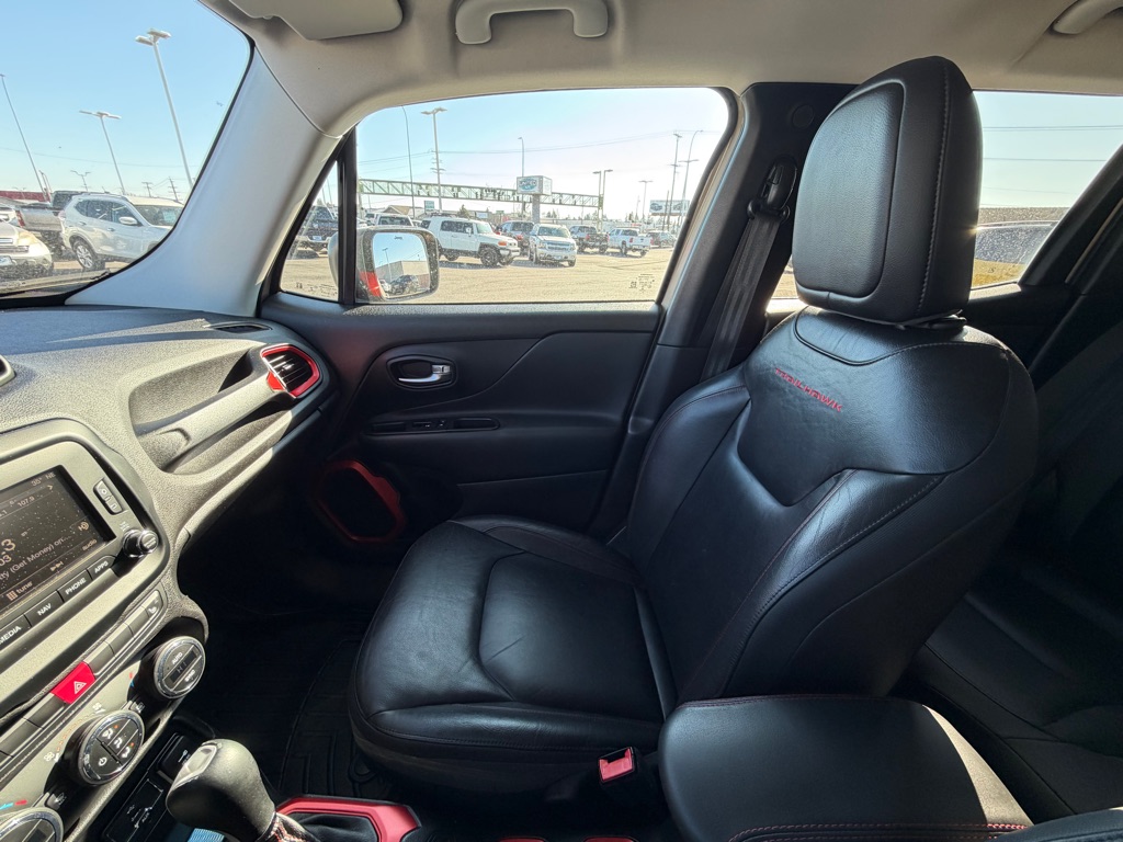2016 Jeep Renegade Trailhawk - Photo 15