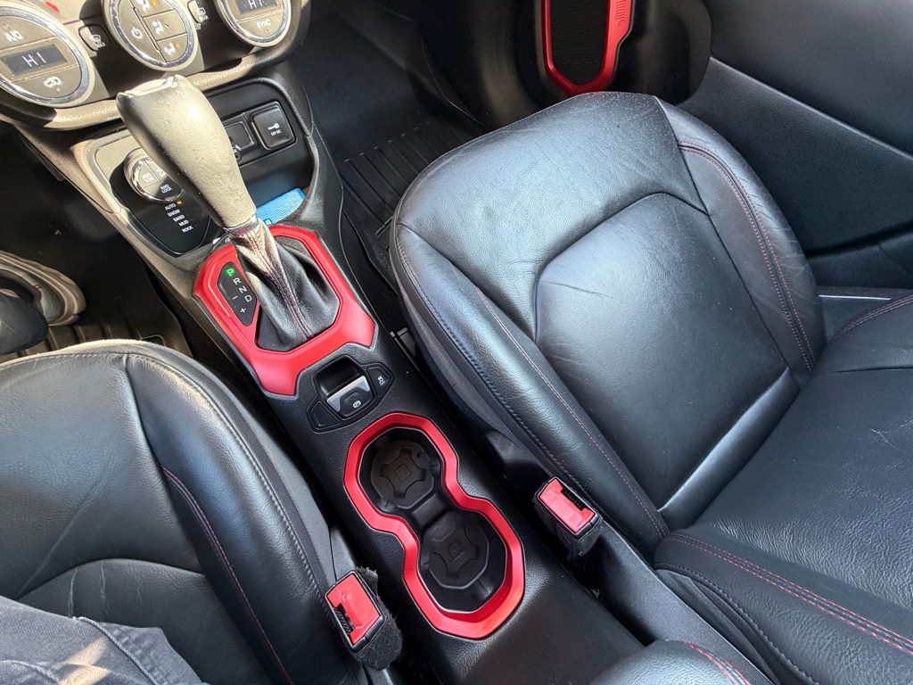 2016 Jeep Renegade Trailhawk - Photo 17