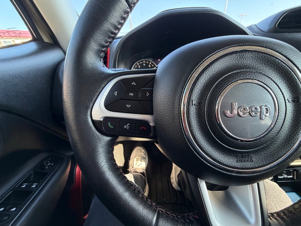 2016 Jeep Renegade Trailhawk - Photo 9