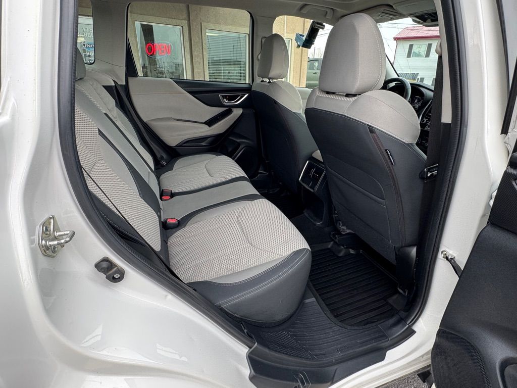 2022 Subaru Forester Premium - Photo 17