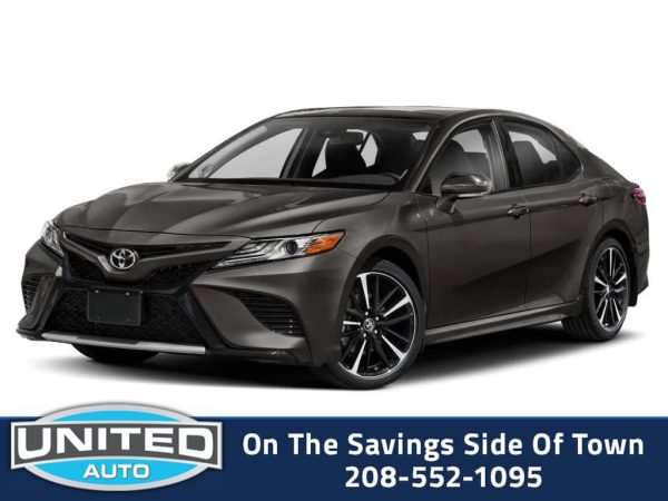 2018 Toyota Camry - 3/4 shot