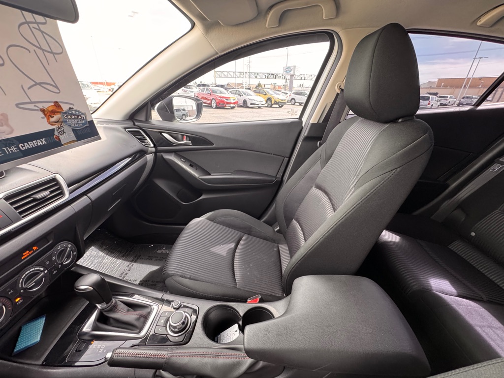 2015 Mazda MAZDA3 i Touring - Photo 9