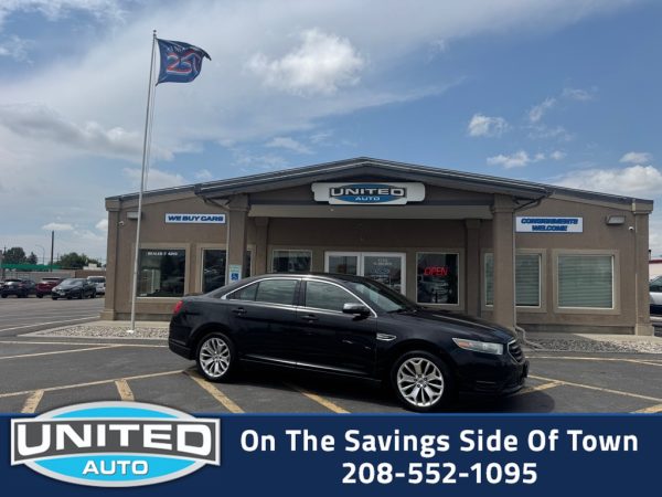 2018 Ford Taurus - 3/4 shot